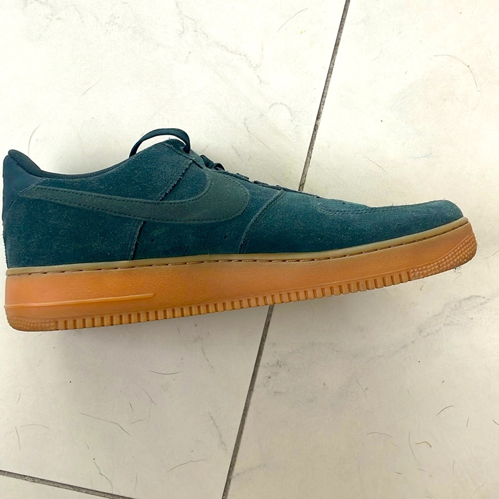Nike Air Force 1 07 LV8 Suede Outdoor Green Size 13